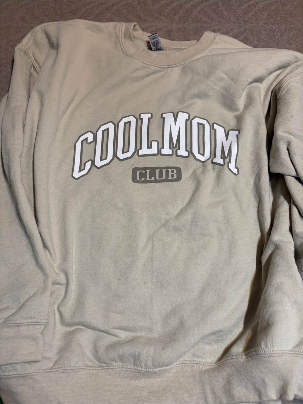 COOLMOM Club Men's Crewneck Sweatshirt - Beige